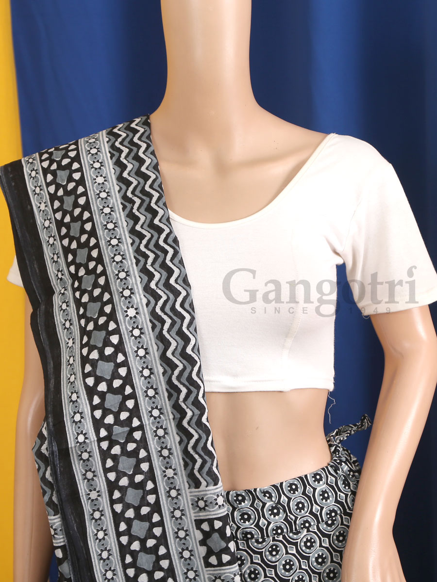 Skirt & Chadar Set S - Image 3