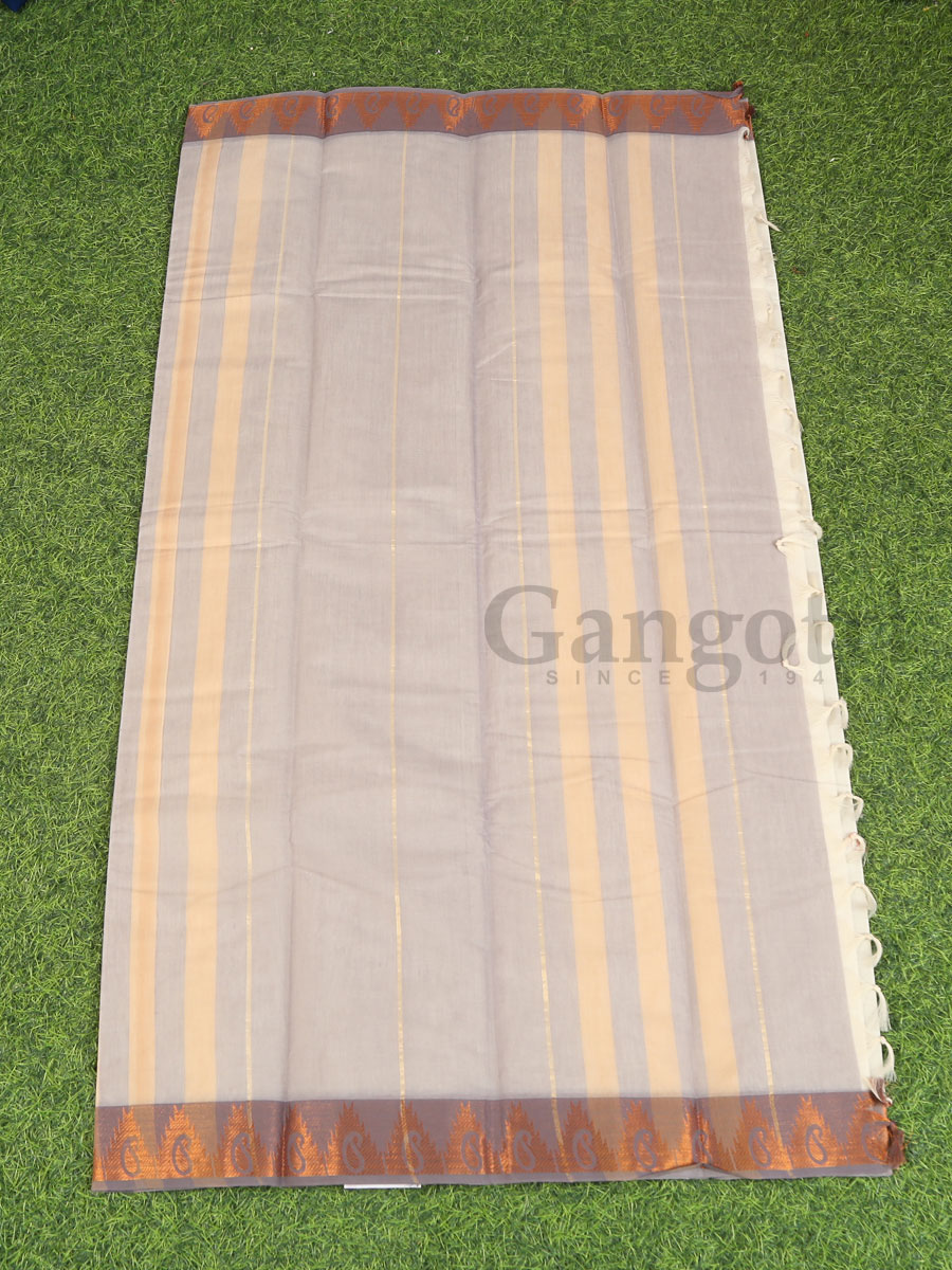 South Indian Cotton Saree - Image 4