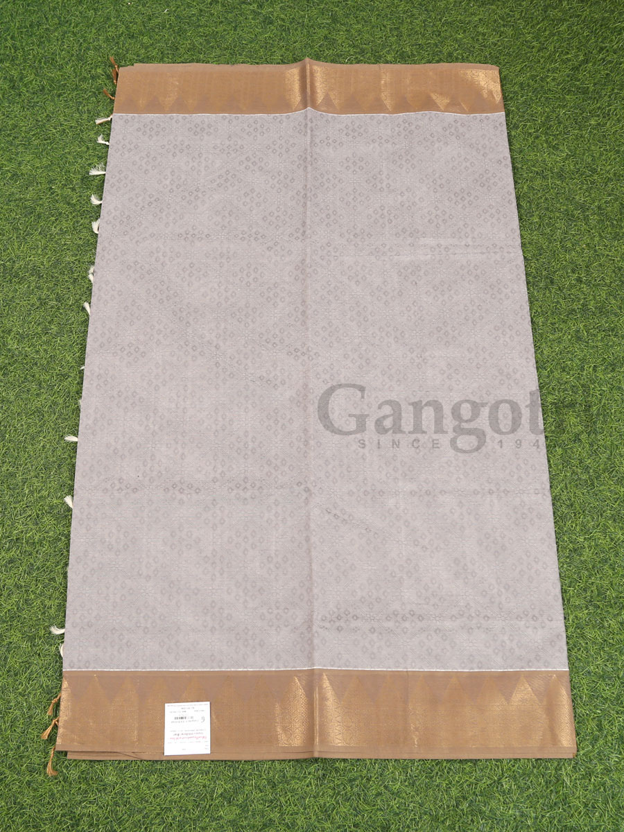 South Indian Cotton Saree - Image 3