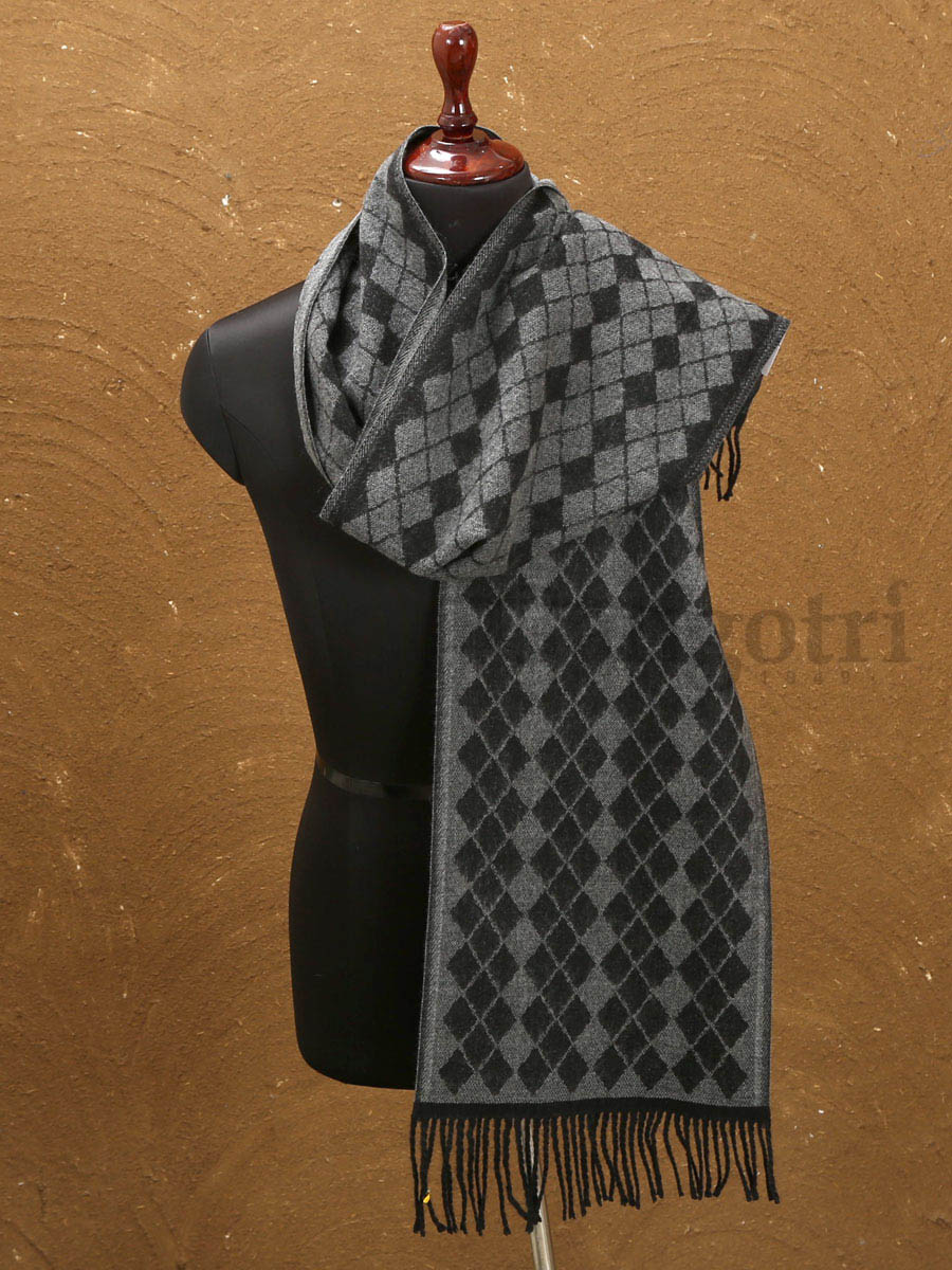 Woollen Muffler