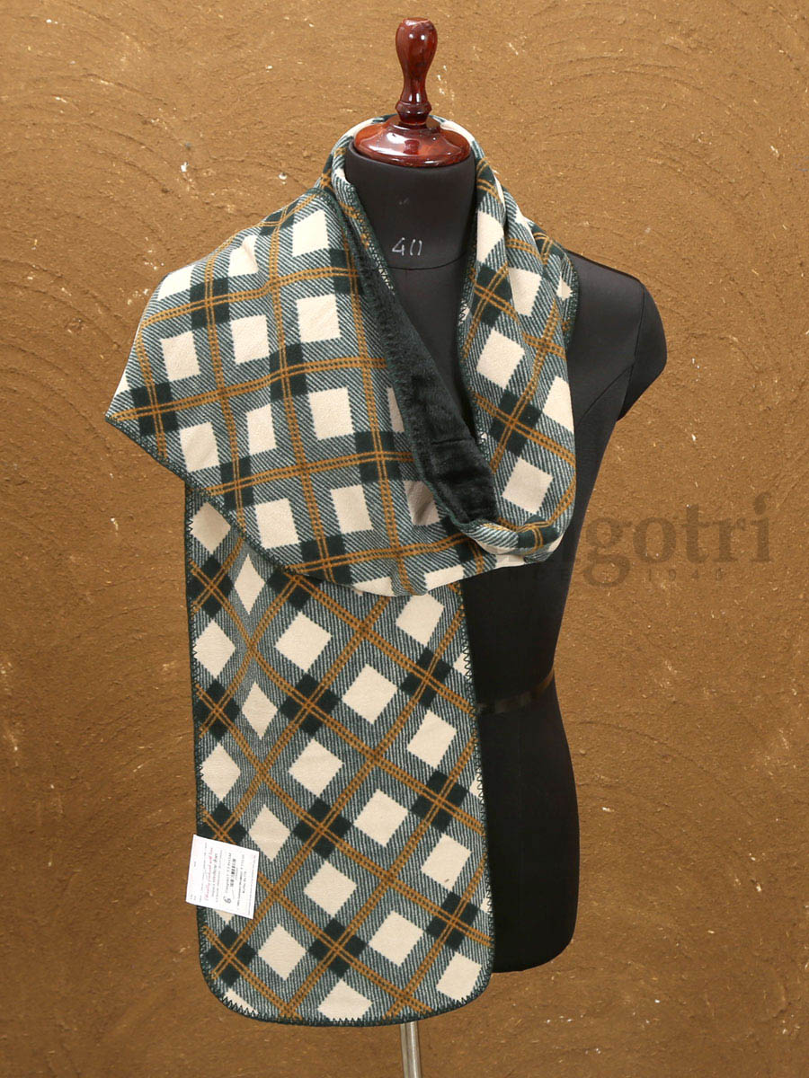 Woollen Muffler