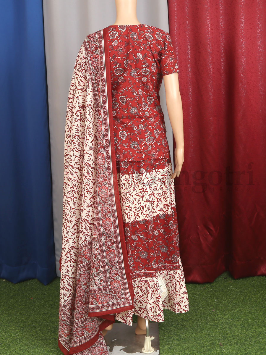 Skirt & Top Set S - Image 4