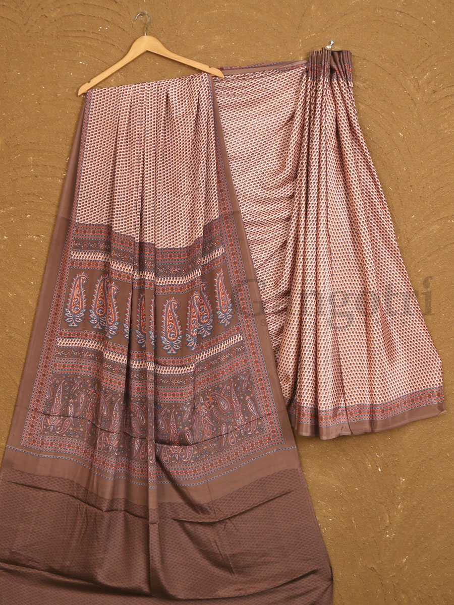 Sari Immitation Crepe - Image 4