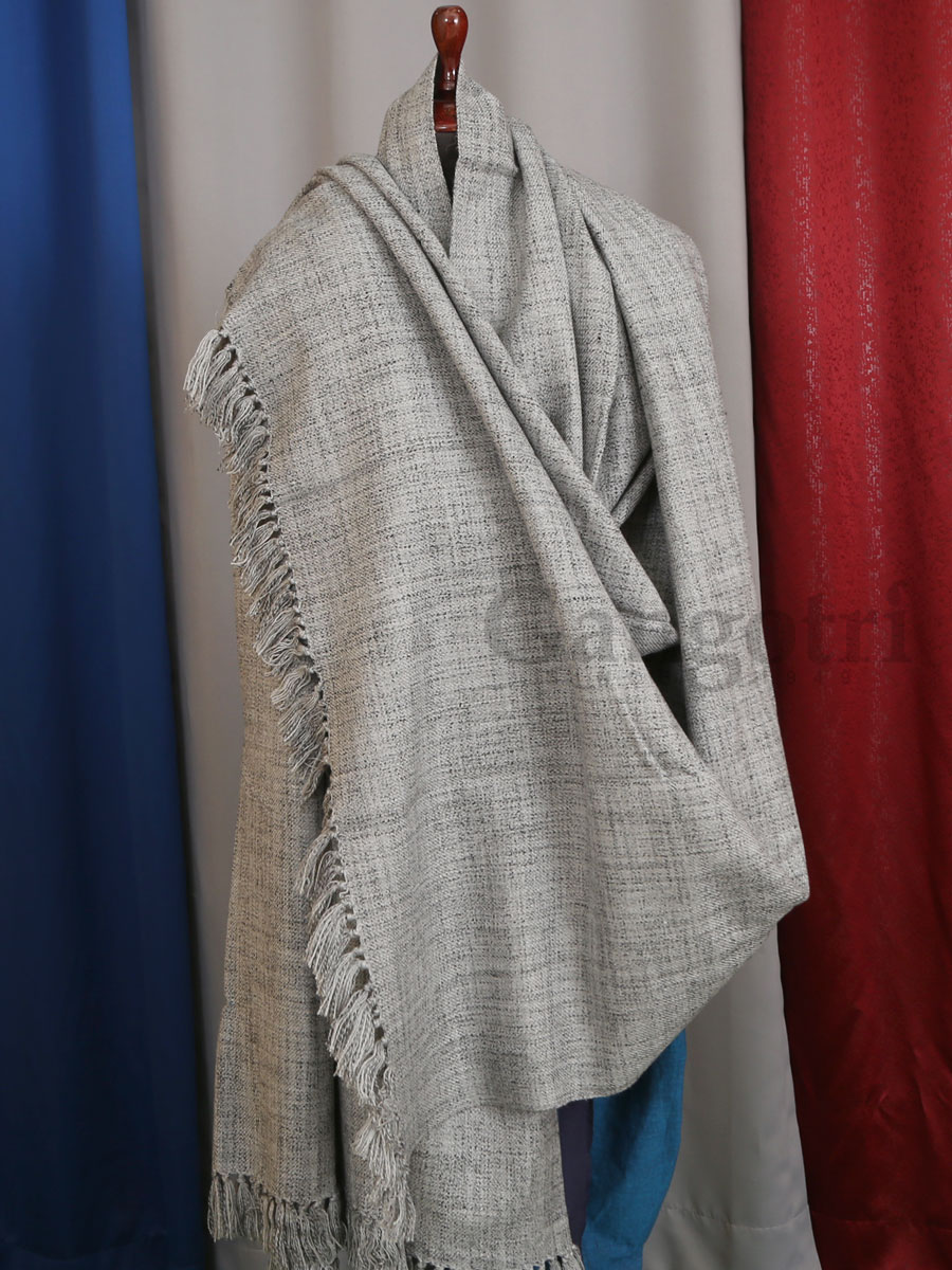 Woollen Shawl - Image 4
