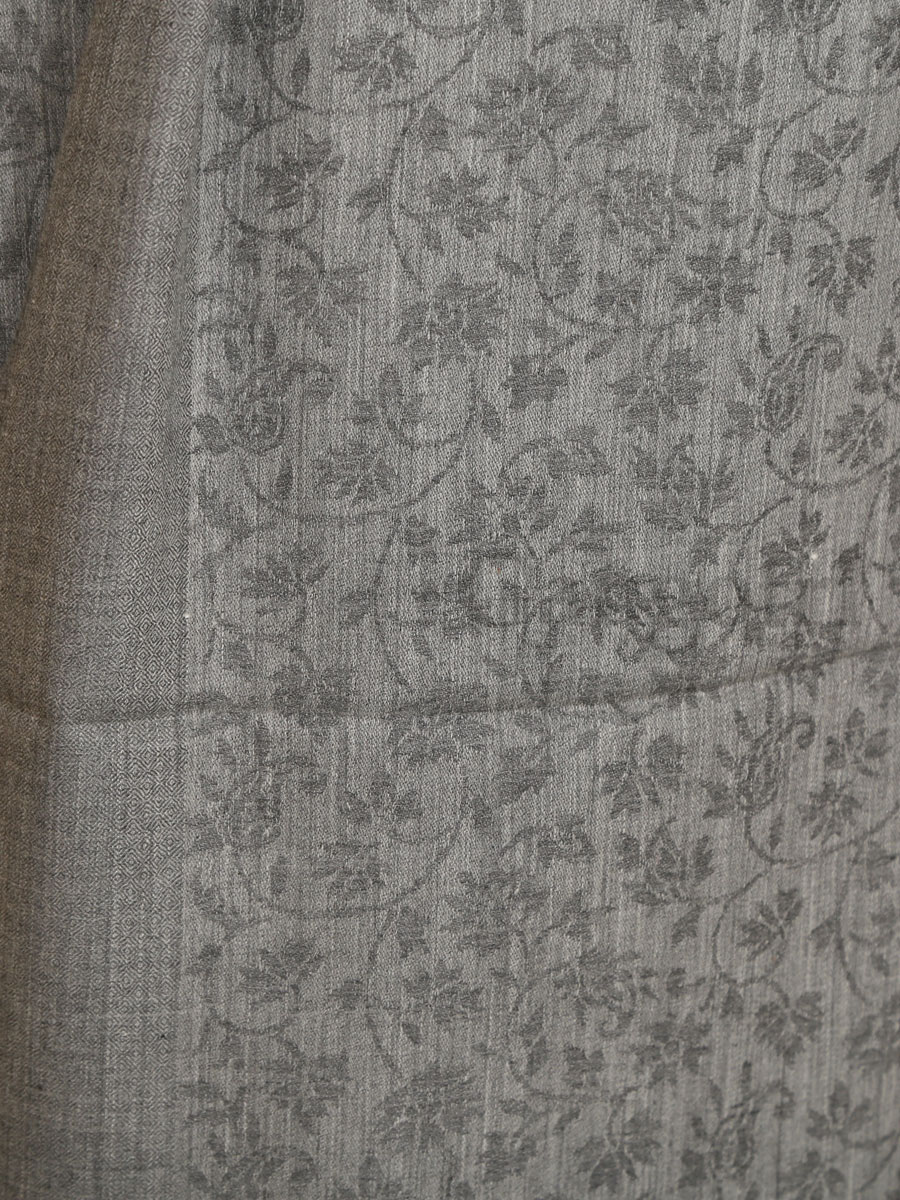 Woollen Shawl - Image 3