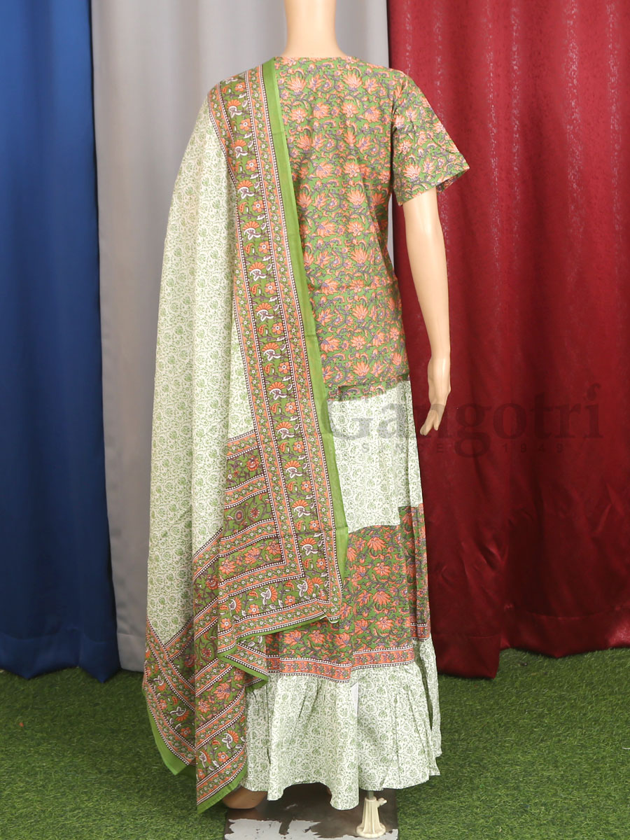 Skirt & Top Set XL - Image 4