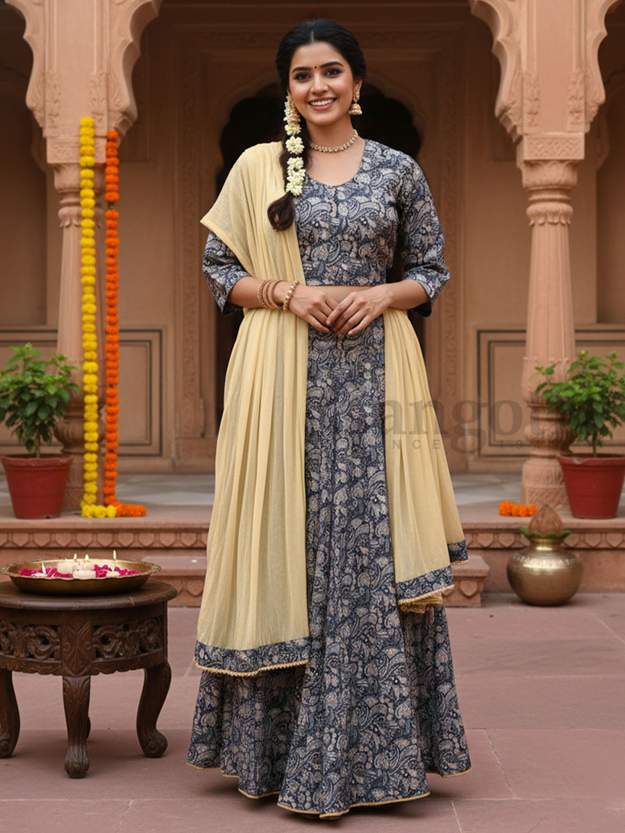 Shyamala Gopi Dress Set L