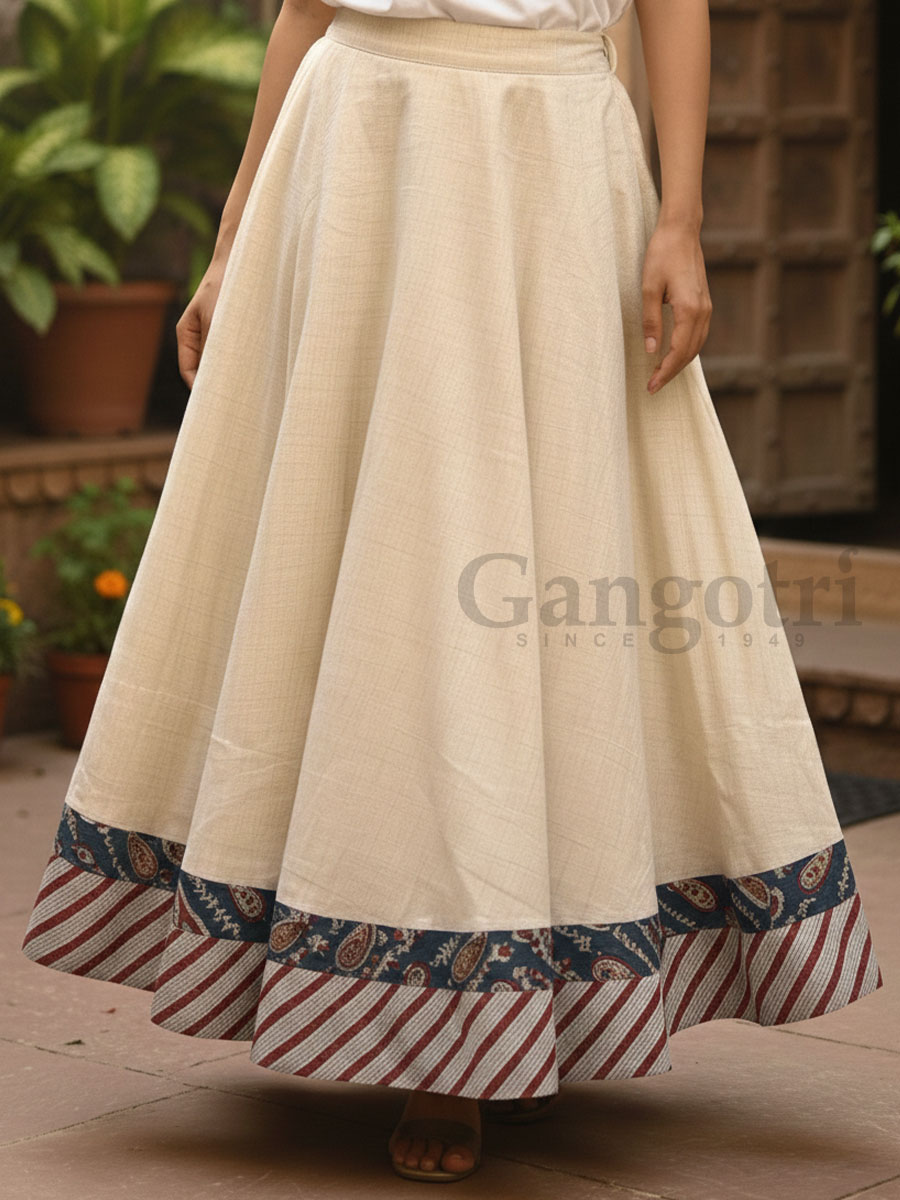 Gaurasika Cotton Skirt L - Image 2
