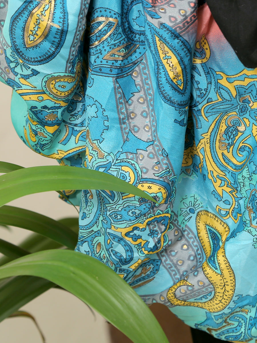 Handmade Crepe Jhola Bag - Image 2