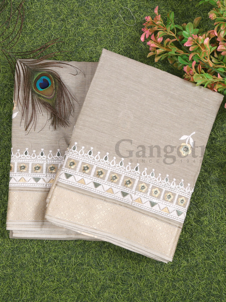 Dhoti & Chadar Set Cotton Embroidered