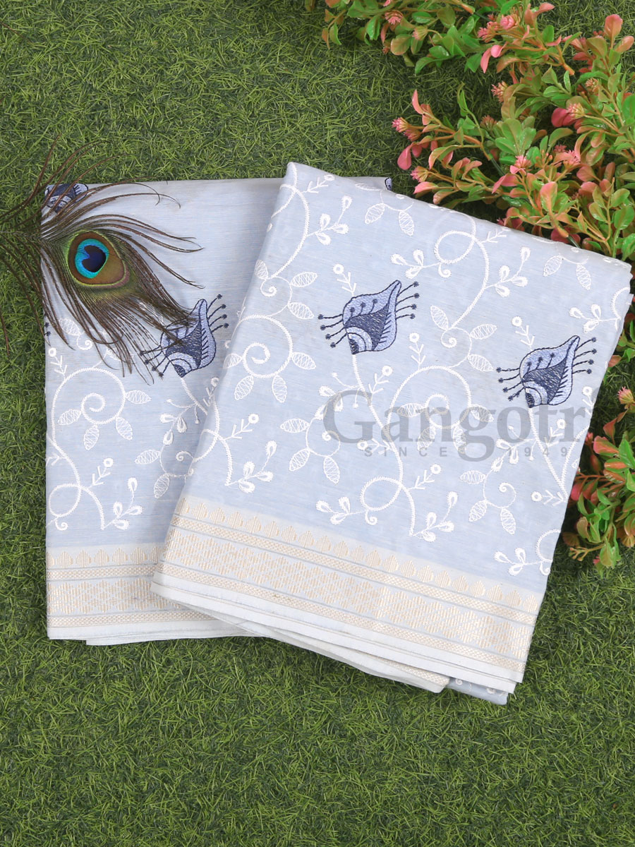 Dhoti & Chadar Set Cotton Embroidered