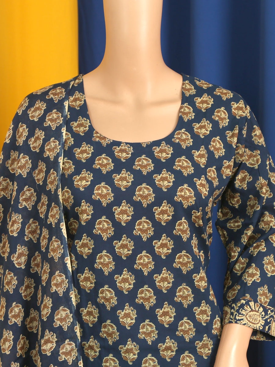 Gopi Dress Set L - Image 2
