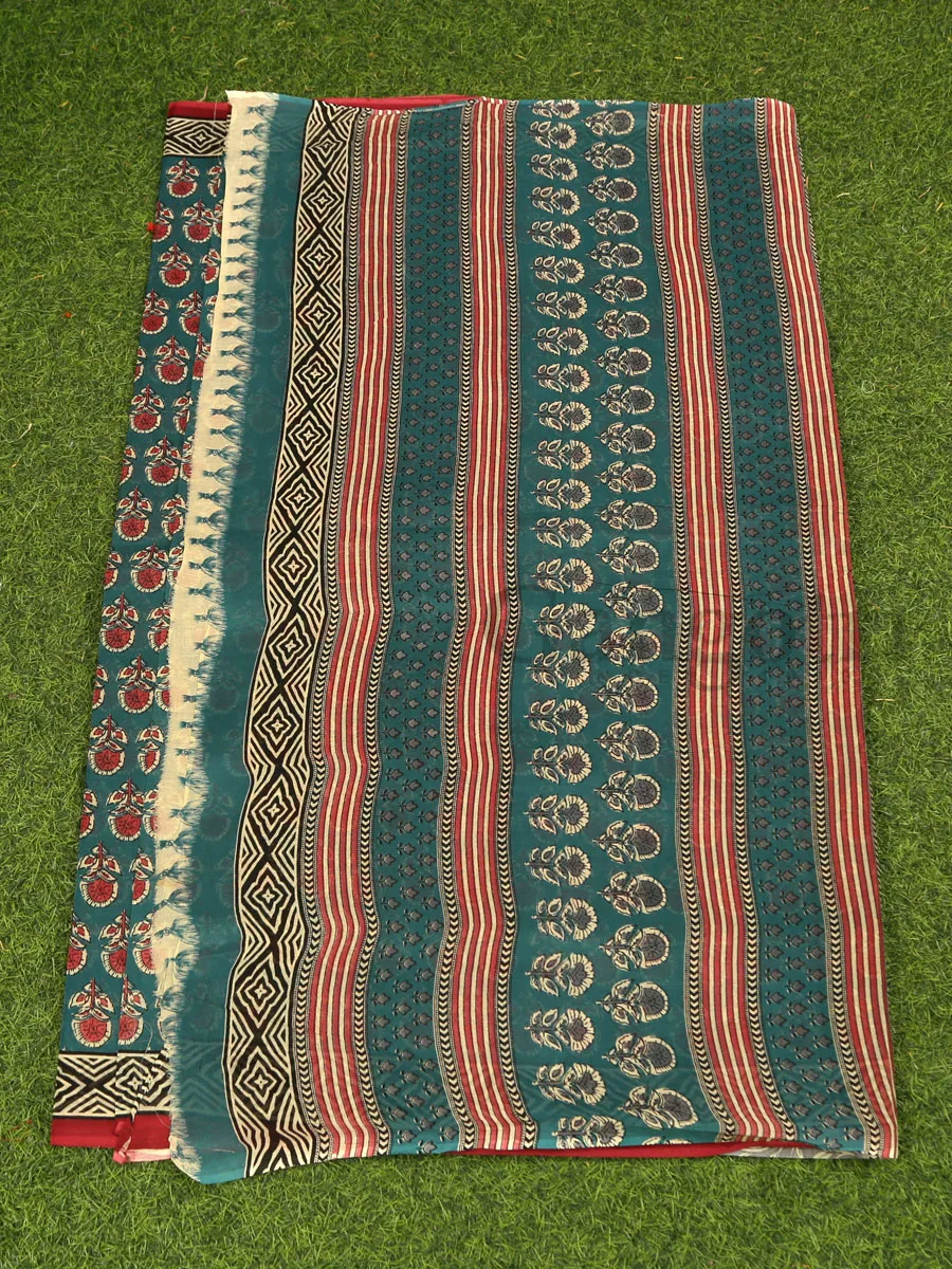Cotton Printed Saree - Image 3